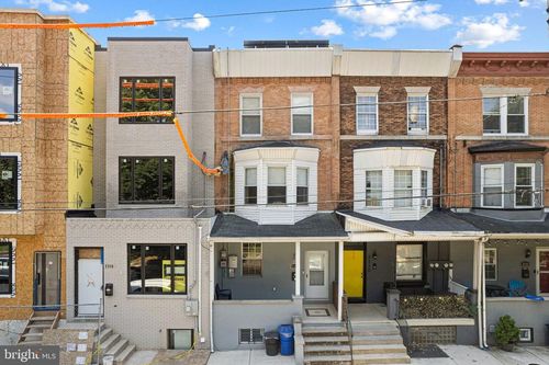 2328 Reed St, PHILADELPHIA, PA, 19146-4110 | Card Image