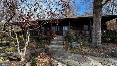 18304 Hawkins Rd, BRANDYWINE, MD, 20613 | Card Image