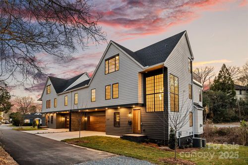 1607 Tippah Park Ct, Charlotte, NC, 28205-3516 | Card Image