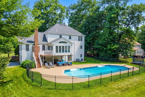70 Ellyson Ave, East Hampstead, NH, 03826-5403 | Card Image