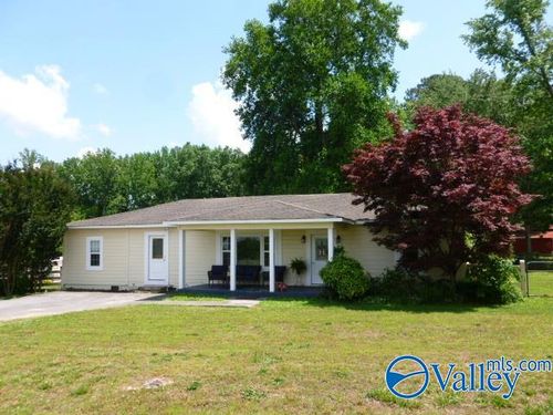 2335 Buffington Rd, Boaz, AL, 35956-5830 | Card Image