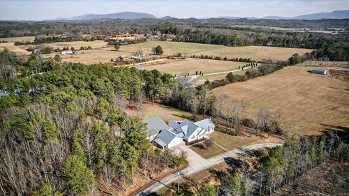 3195 Ladd Springs Rd Se, Old Fort, TN, 37362-5139 | Card Image