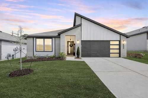 12382 New River Trl, Conroe, TX, 77384-2010 | Card Image