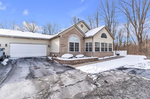 1155 Abbey Ct, Westland, MI, 48185-8521 | Card Image