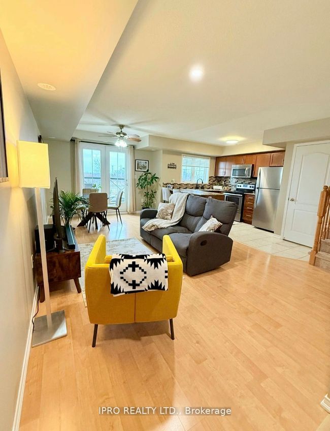 15 - 2496 Post Rd, Condo with 2 bedrooms, 2 bathrooms and null parking in Oakville ON | Image 4