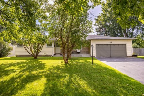 8 Twin Oak Dr, Gates, NY, 14606-4406 | Card Image