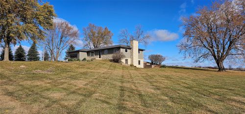 4065 Labarge Rd, Central City, IA, 52214-9628 | Card Image