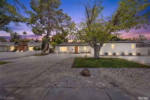 1242 Campbell Dr, Las Vegas, NV, 89102-1918 | Card Image