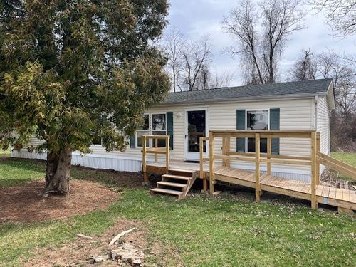 129 Woodland Acres Ln, Rostraver Township, PA, 15012-3323 | Card Image