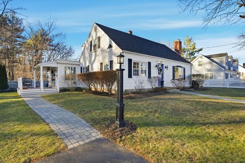 17 Carson Ave, Wilmington, MA, 01887-1444 | Card Image