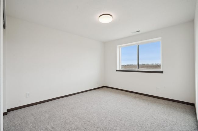 2826 Autumn Woods Dr, House other with 5 bedrooms, 3 bathrooms and null parking in Cedar Falls IA | Image 30