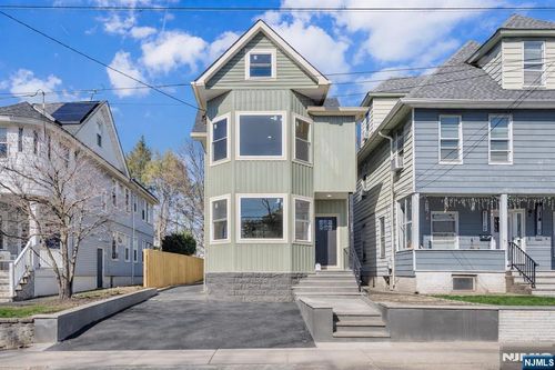 249 Hillside Ave, Leonia, NJ, 07605-1633 | Card Image