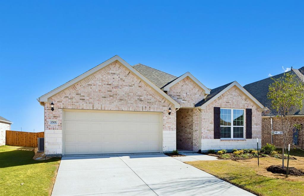 1501 Isaac Lane, For Sale in Anna Zoocasa