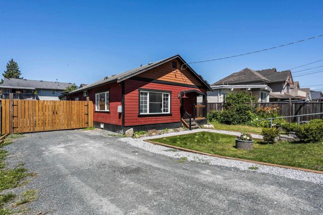 8835 Edward St, House other with 2 bedrooms, 1 bathrooms and 4 parking in Chilliwack BC | Image 27