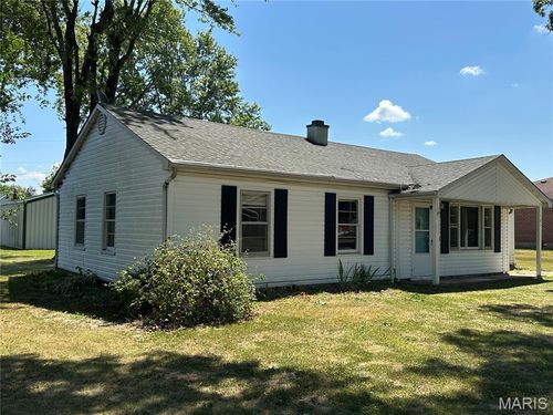 707 S Tellman Ave, Belle, MO, 65013-2412 | Card Image