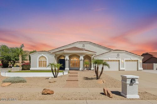 8240 W Villa Lindo Drive, Peoria, AZ, 85383 | Card Image