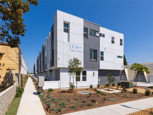 3-121 E 223rd St, Carson, CA, 90745-3801 | Card Image