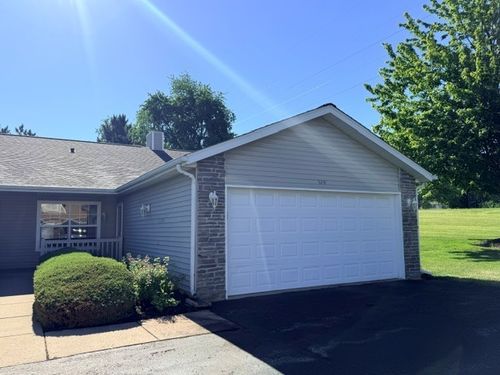 0-5241 Diane Dr, Rockford, IL, 61108-2382 | Card Image