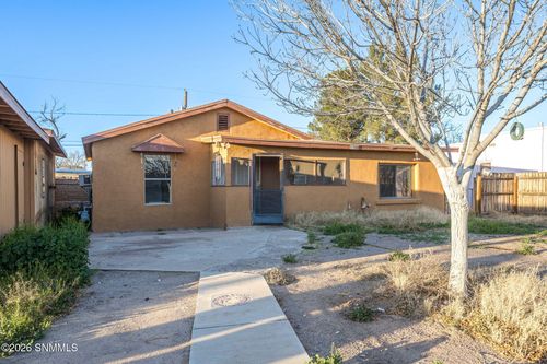 990 Brownlee Ave, Las Cruces, NM, 88005-2455 | Card Image