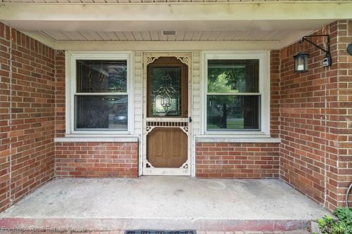 14355 Brady, Redford, MI, 48239-3318 | Card Image