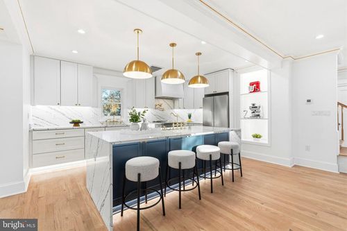 6218 Suitland Rd, SUITLAND, MD, 20746-3431 | Card Image