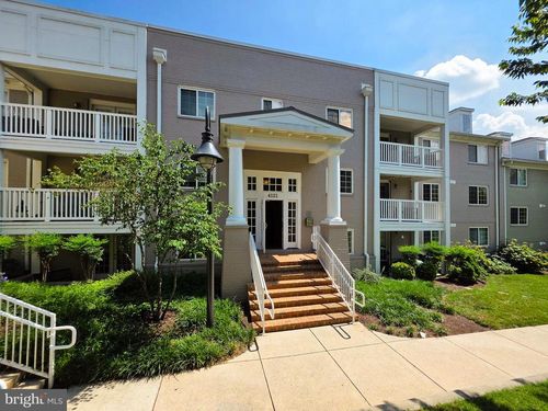 101-4121 S Four Mile Run Dr, ARLINGTON, VA, 22204-3913 | Card Image