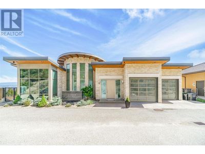 1737 Scott Cres, House other with 4 bedrooms, 5 bathrooms and 5 parking in West Kelowna BC | Image 1