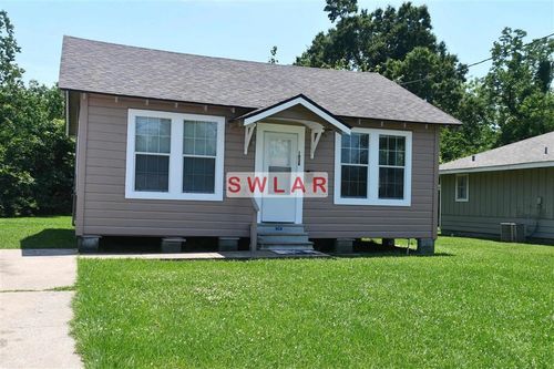 1028 Alamo St, Lake Charles, LA, 70601-8710 | Card Image