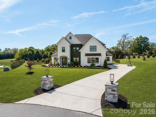 1090 Rolling Meadows Dr, Mooresville, NC, 28115-7437 | Card Image