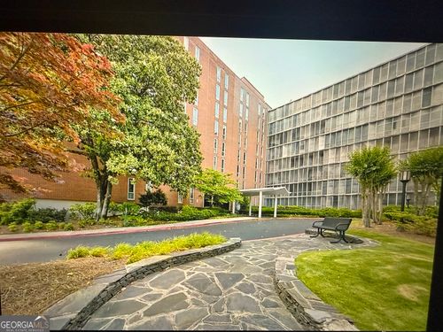 apt-820-3060 Pharr Court North Nw, Atlanta, GA, 30305-2057 | Card Image