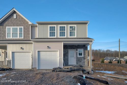 847 Champions Dr, Drums, PA, 18222-8802 | Card Image