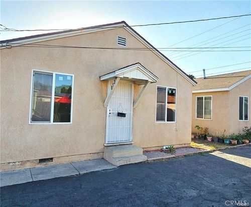 813 E Nocta St, Ontario, CA, 91764-3846 | Card Image