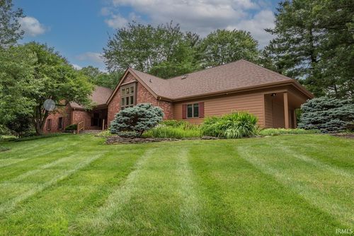 885 S Woodscrest Dr, Bloomington, IN, 47401-5419 | Card Image