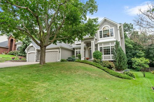 39 Marcin Hl, Burnsville, MN, 55337-4012 | Card Image