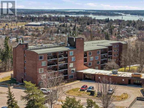 305-313 Macdonald Ave, Sault Ste. Marie, ON, P6B5Y9 | Card Image