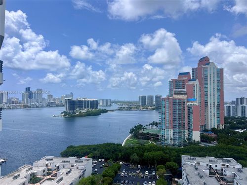 lph2-3400 Ne 192nd St, Aventura, FL, 33180-2462 | Card Image