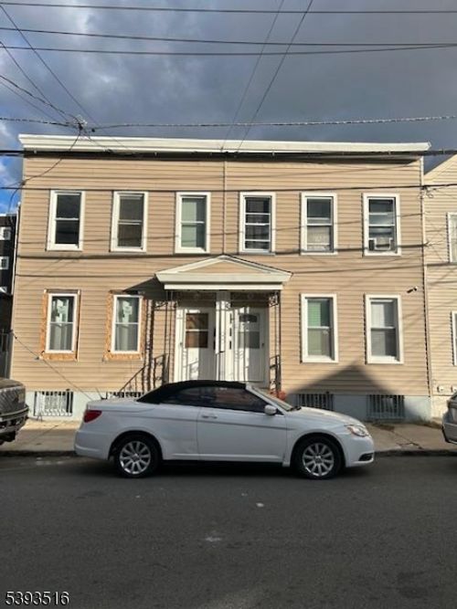 9 Goble St, Newark, NJ, 07114-2701 | Card Image