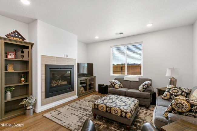 3274 Eleanor Way, House other with 3 bedrooms, 2 bathrooms and 4 parking in Fernley NV | Image 5