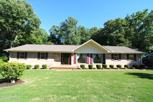 1063 Crestview Dr, Milan, TN, 38358-6860 | Card Image