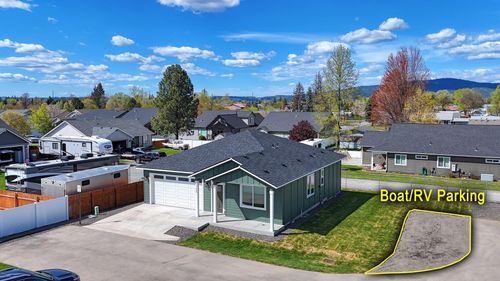 17803 E 3rd Ln, Spokane Valley, WA, 99016 | Card Image