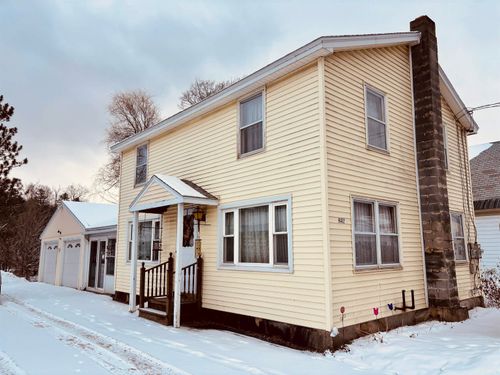 842 Main St, Proctorsville, VT, 05153-4404 | Card Image