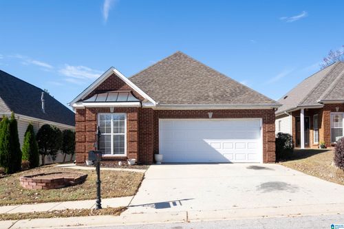 222 High Ridge Dr, PELHAM, AL, 35124-4004 | Card Image