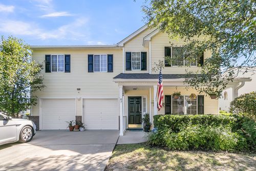 67 Regency Oaks Dr, Summerville, SC, 29485-8181 | Card Image
