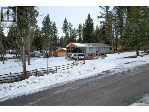 5040 Hansen Crt, 108 Mile Ranch, BC, V0K2E1 | Card Image
