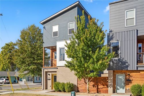 644 Sw B St, Bentonville, AR, 72712-5876 | Card Image