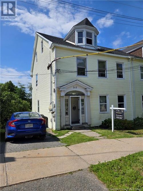 317 King St W, Saint John, NB, E2M1S8 | Card Image