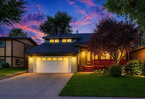 80 Taylor Way Se, Airdrie, AB, T4A1T2 | Card Image