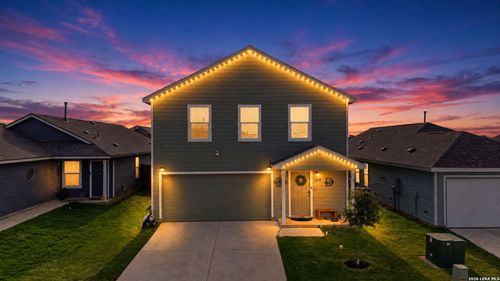 124 Maverick Cv, Pleasanton, TX, 78064 | Card Image