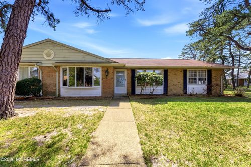 16B Cambridge Cir, Manchester, NJ, 08759-7139 | Card Image