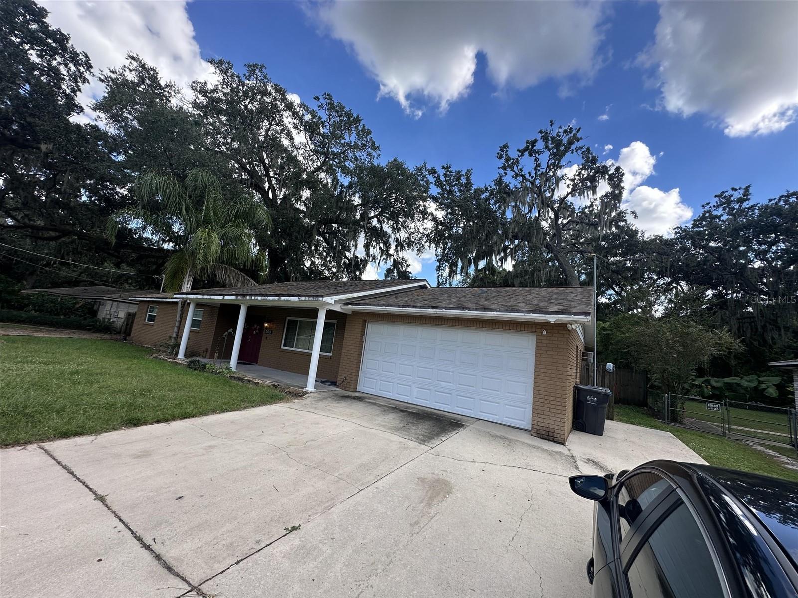 Suzette Dr, Brandon, FL 33511